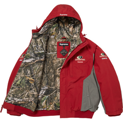 Supreme GORE-TEX Mossy Oak Jacket Red