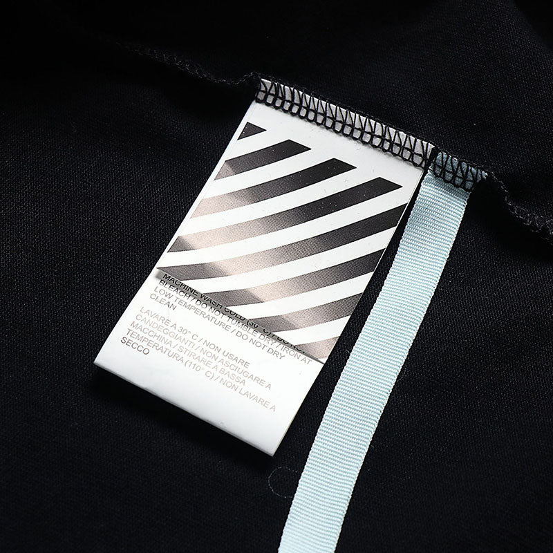 OFF-WHITE Back Arrow Pattern T-shirts