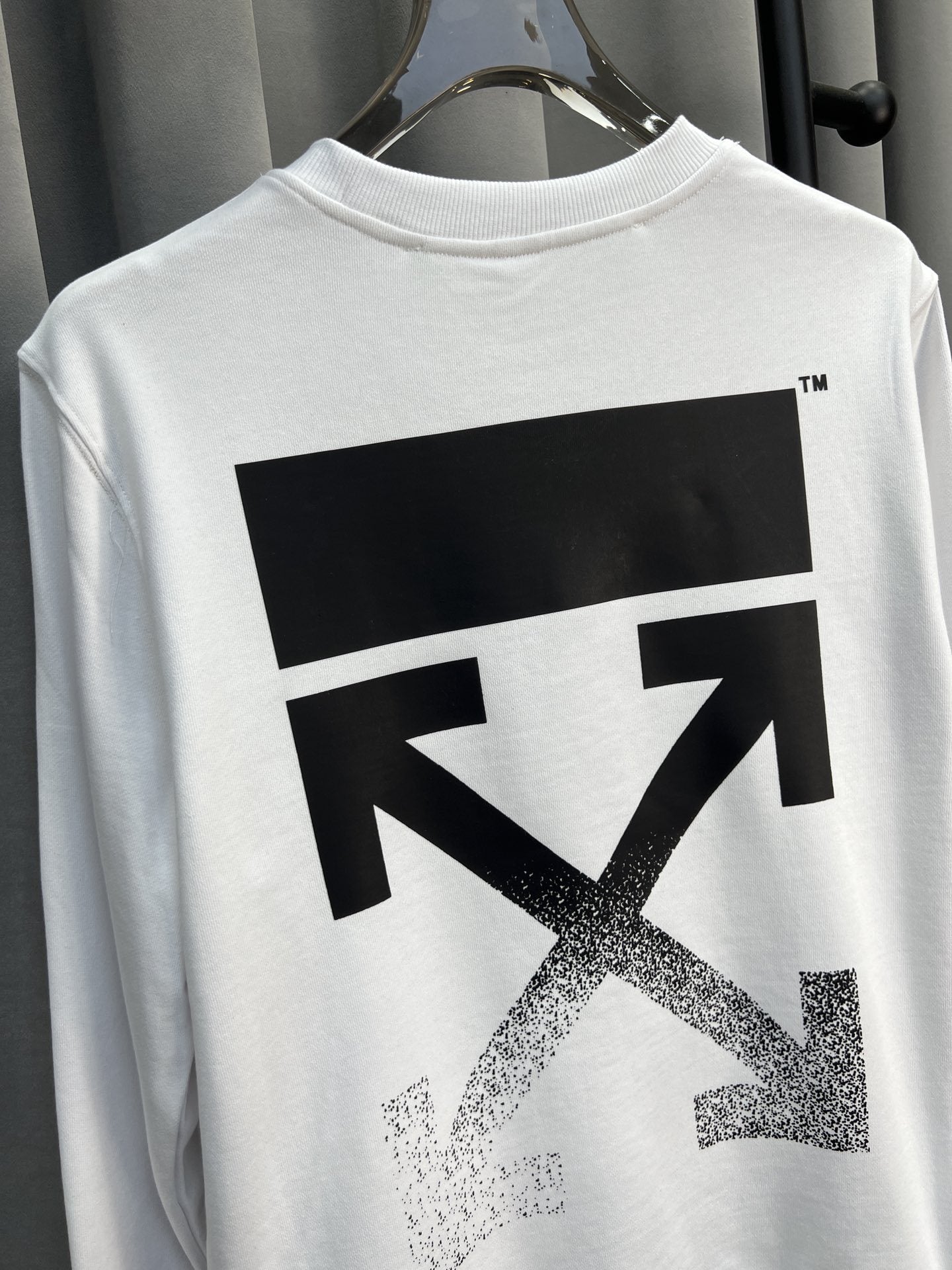 OFF-WHITE Degrade Arrows Sweatshirt