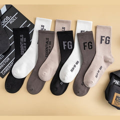 Fear Of God  ESSENTIALS Vintage Alphabet Socks 2 pairs