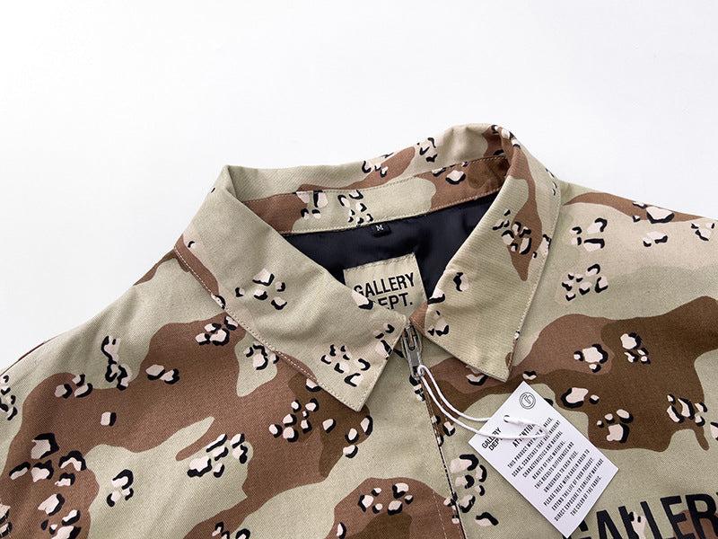 Gallery Dept. letter print camouflage coach Jacket