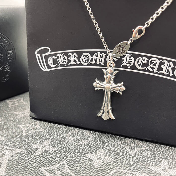 CHROME HEARTS Cross Necklace