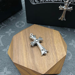 CHROME HEARTS Cross Necklace