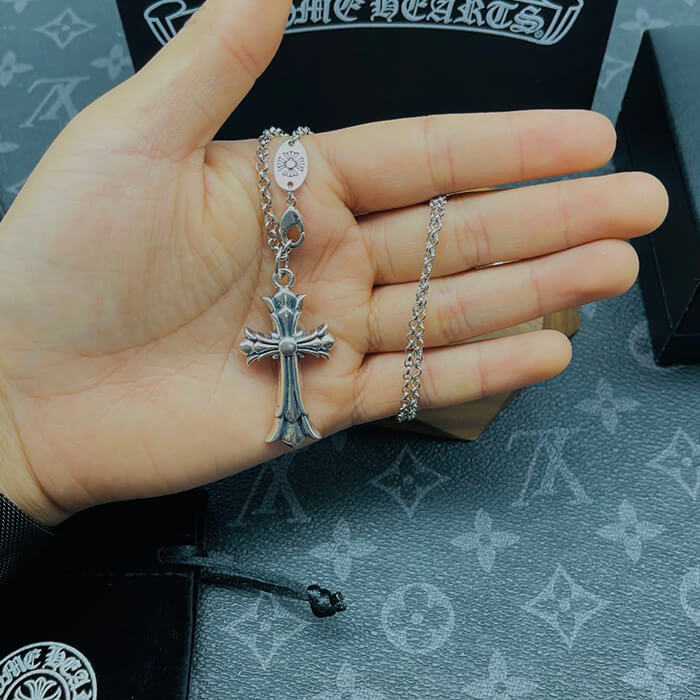 CHROME HEARTS Cross Necklace