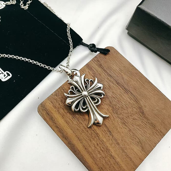 CHROME HEARTS Cross 01 Necklace