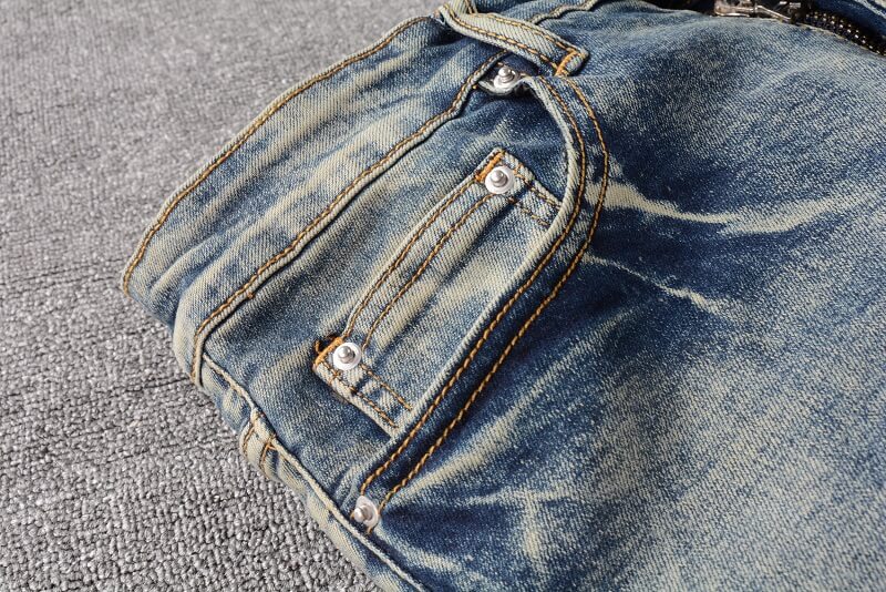 AMIRI Jeans #684